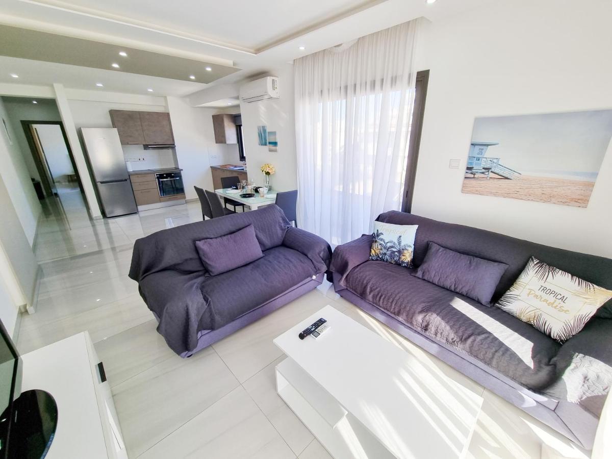 Sea La Vie Seaview Apartment Larnaka Exterior foto